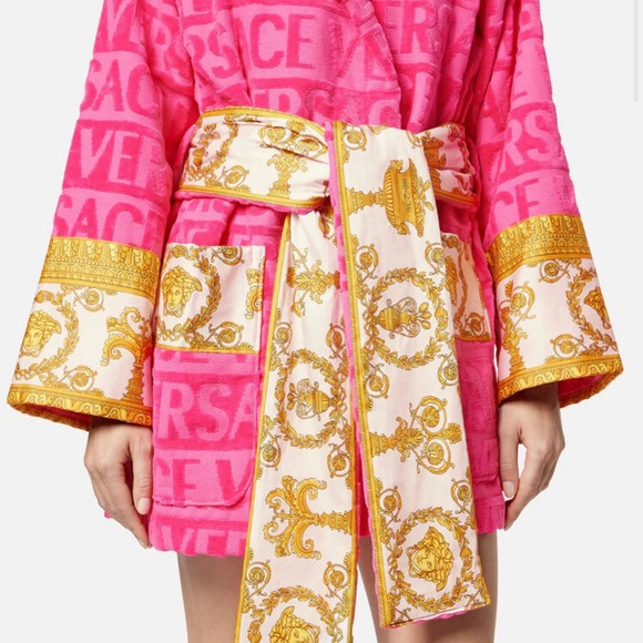 VERSACE I ❤️ BAROQUE SHORT HOODIE BATHROBE - Picture 5 of 5